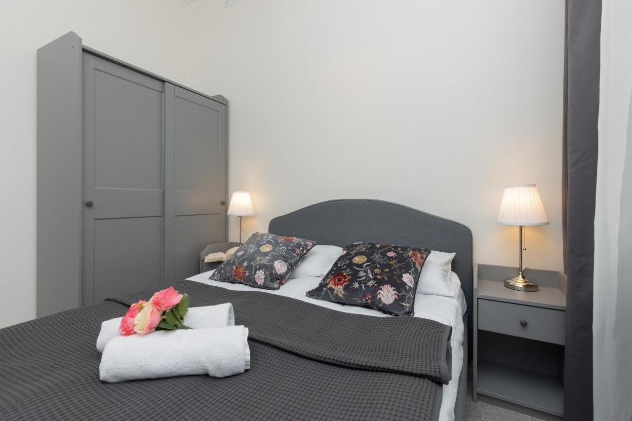 Warszawa Ochota Modern Apartment For Families By Noclegi Renters エクステリア 写真